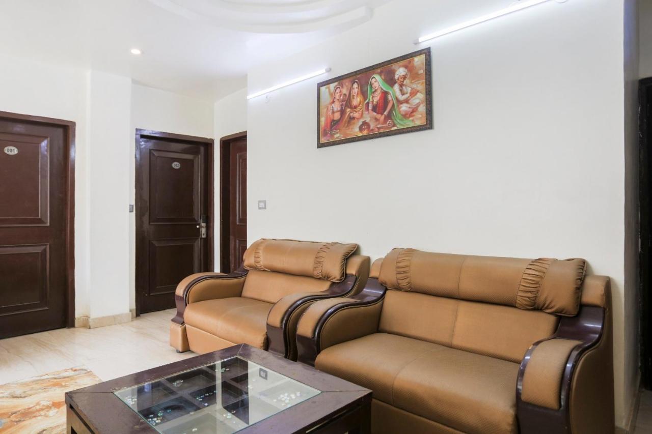 Capital O The Nest Expo Near Pvr Ansal Plaza Greater Noida Hotel Luaran gambar