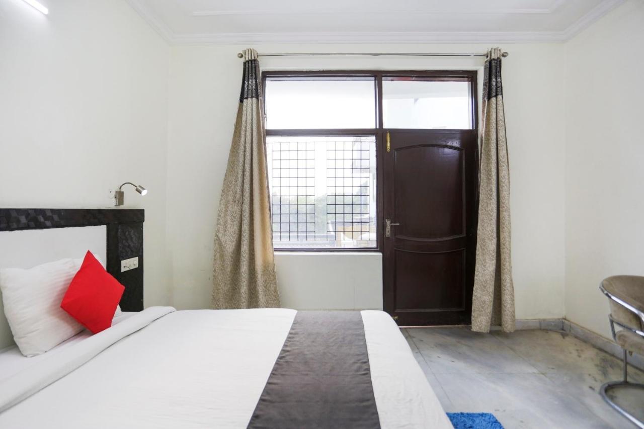 Capital O The Nest Expo Near Pvr Ansal Plaza Greater Noida Hotel Luaran gambar