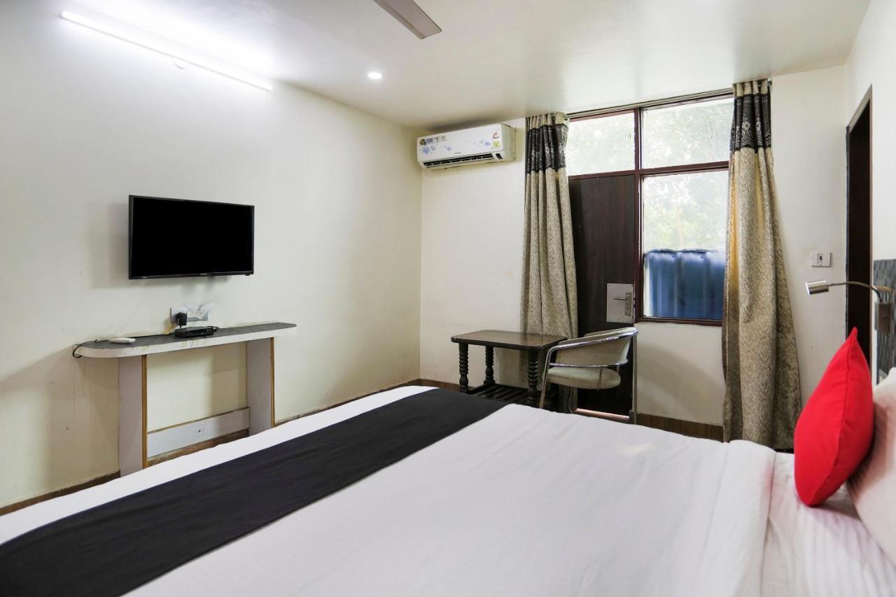 Capital O The Nest Expo Near Pvr Ansal Plaza Greater Noida Hotel Luaran gambar