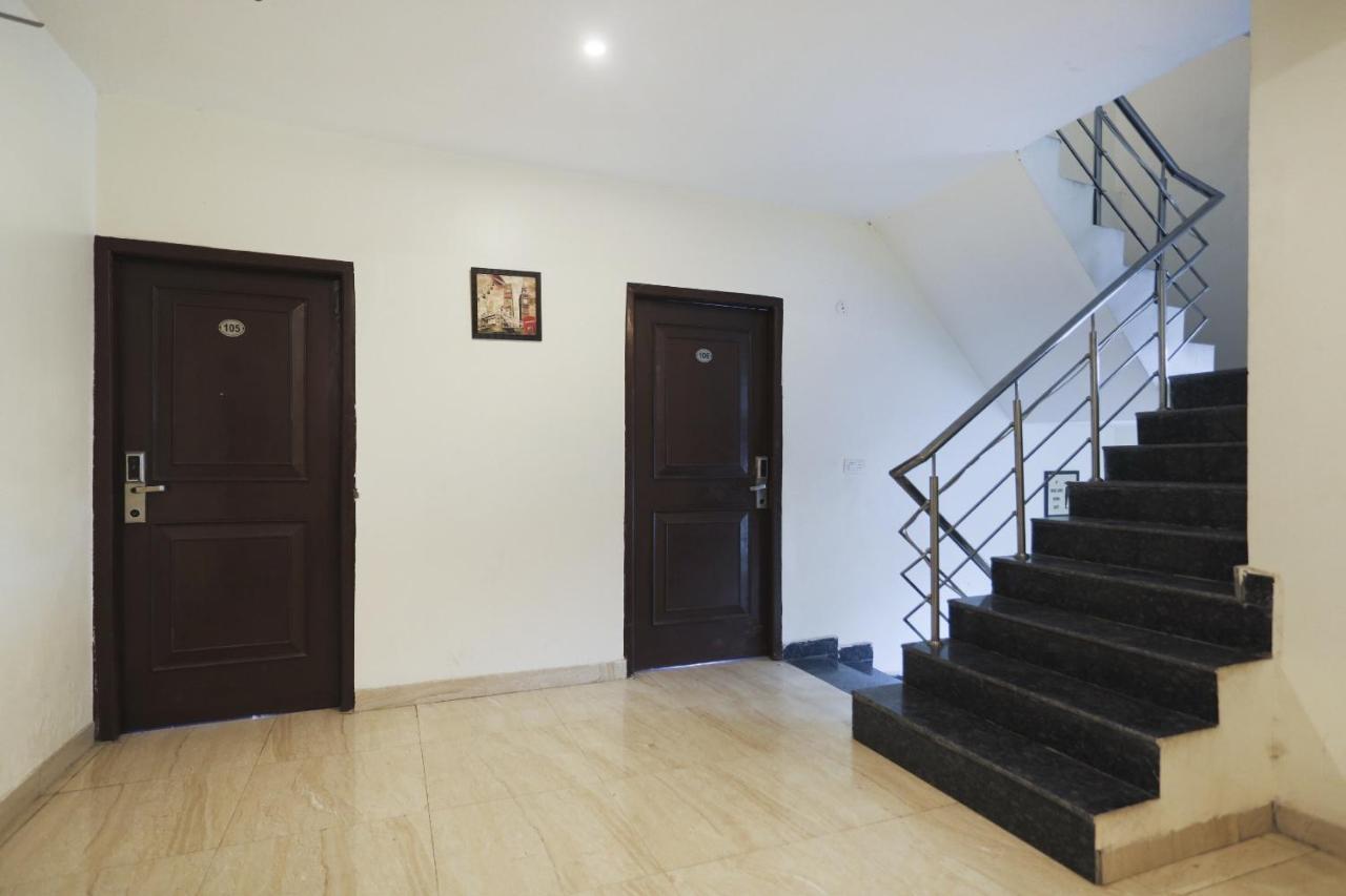 Capital O The Nest Expo Near Pvr Ansal Plaza Greater Noida Hotel Luaran gambar