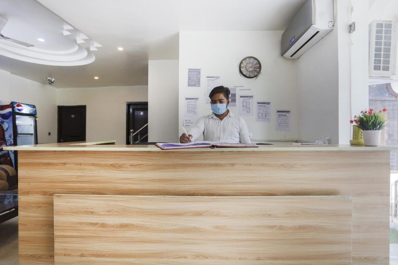 Capital O The Nest Expo Near Pvr Ansal Plaza Greater Noida Hotel Luaran gambar